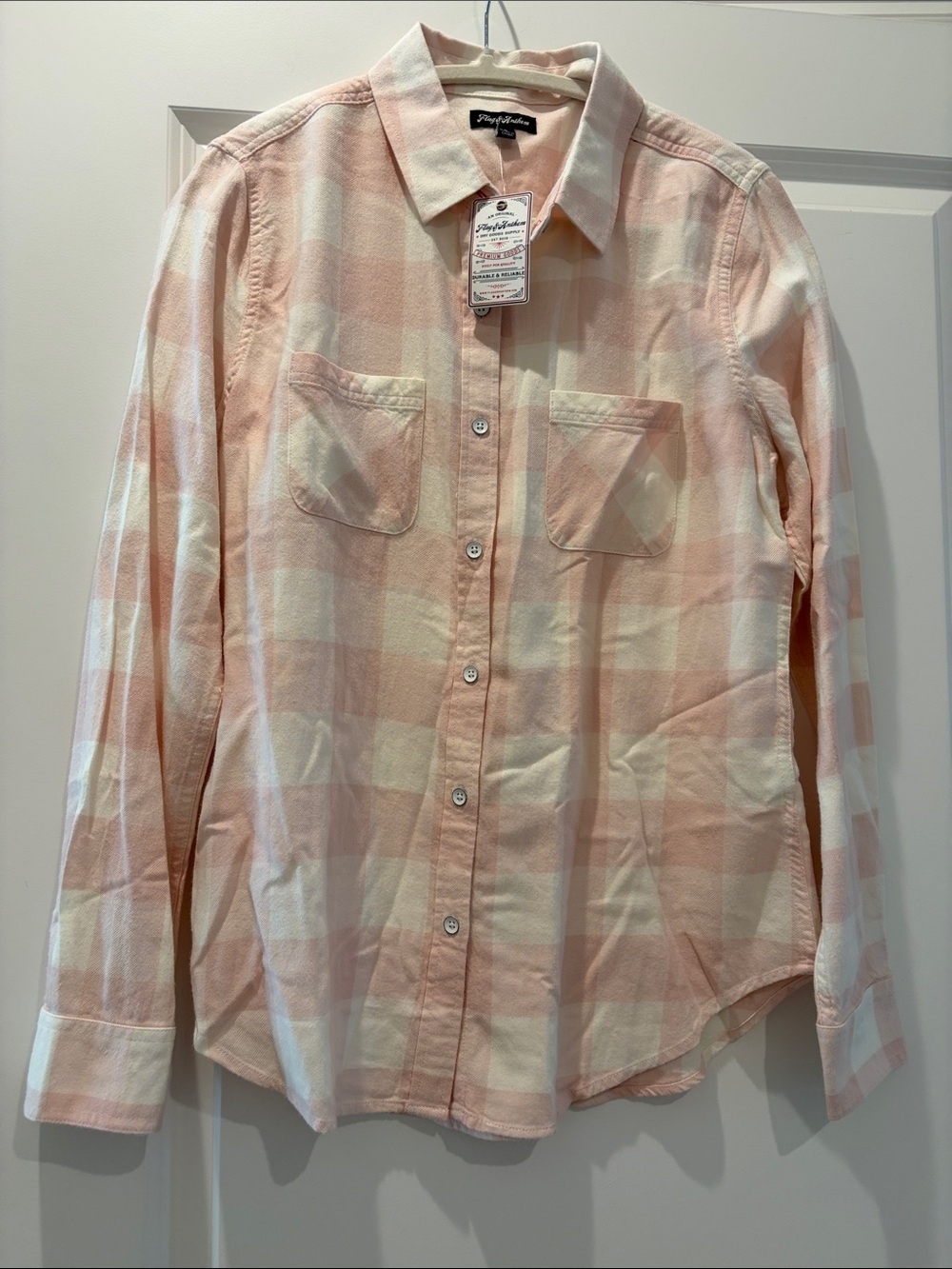 Women’s Flag & Anthem flannel Pink Plaid Button-Front Shirt, NWT